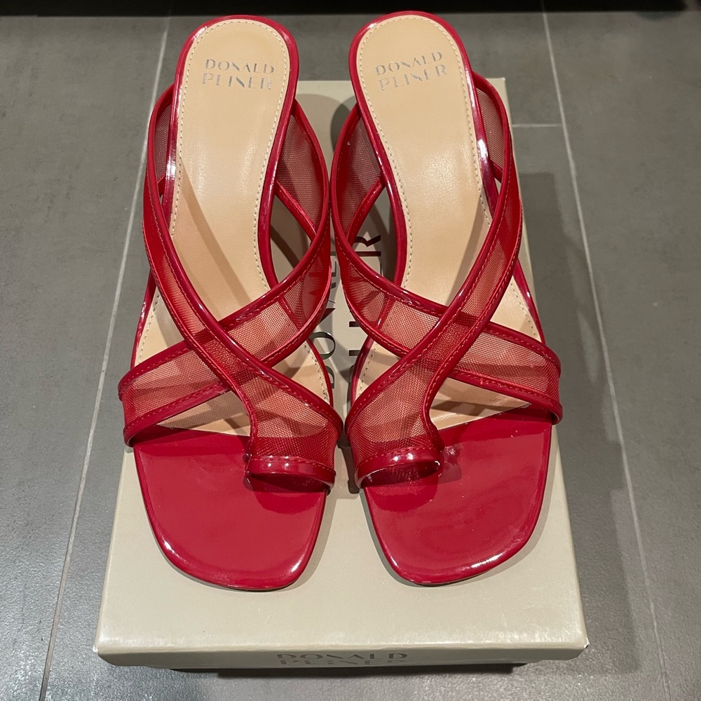 Donald Pliner sandals